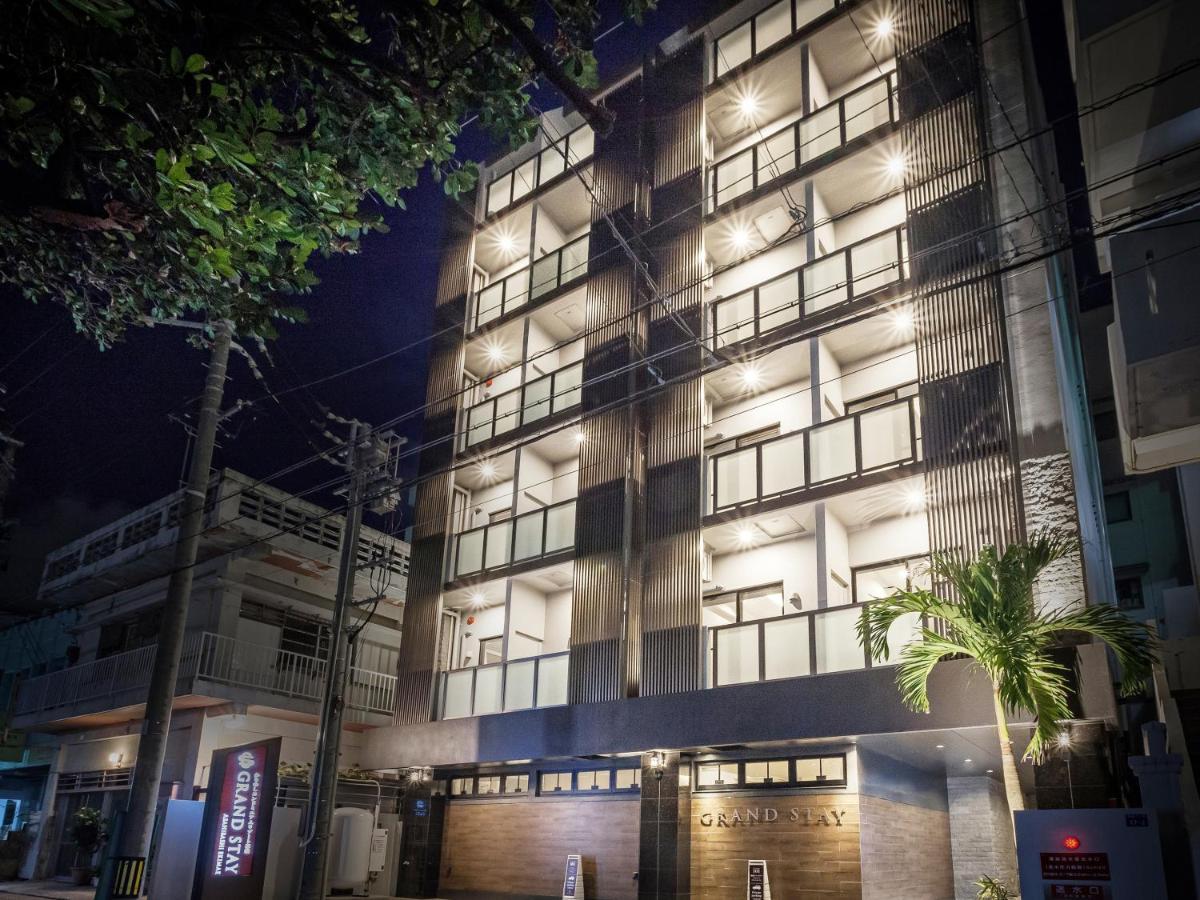 Apartemen studio 20 m² dengan 1 kamar mandi pribadi di Naha Bagian luar foto
